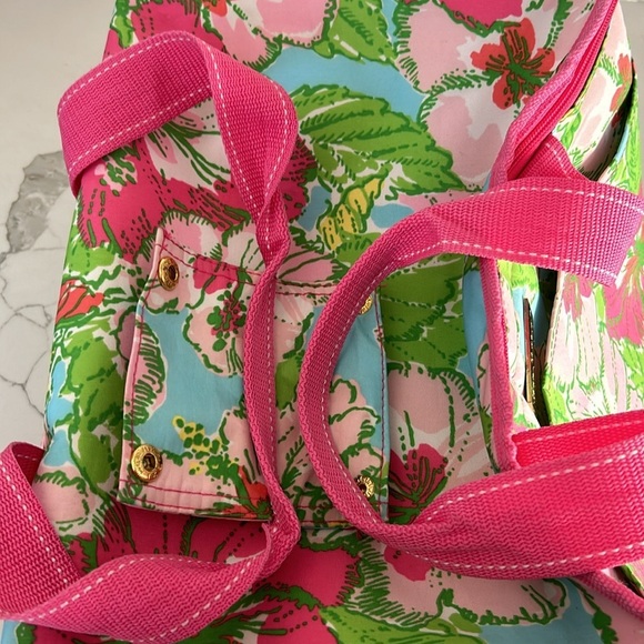 Lilly Pulitzer Insulated Cooler Bag Big Flirt Colorful Tote Long Strap/ handles - Picture 9 of 16
